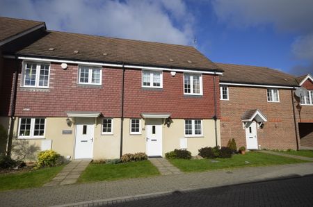 3 bedroom mid terraced house to rent, - Photo 3