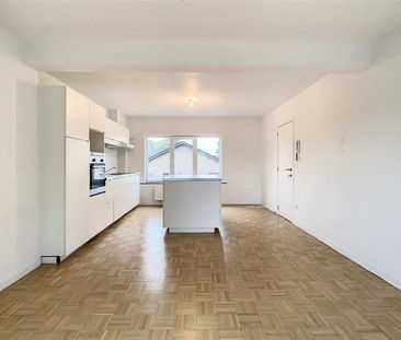 Te huur, gezellig en ruim gerenoveerde appartement met 3 slaapkamer... - Foto 4