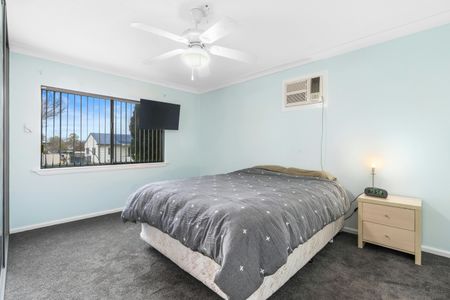 Family Home - Prime Location - Photo 4