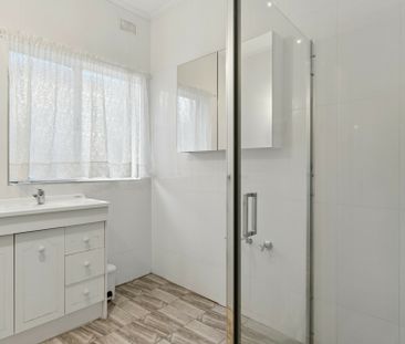 Comfortable Living in a Prime Location - Photo 6
