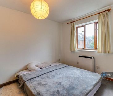3 bedroom terraced house to rent - Photo 4