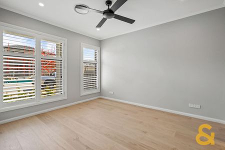 Breathtaking single storey home! - Photo 5