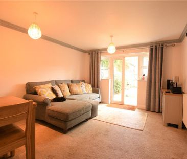 3 bedroom end of terrace house to rent - Photo 1