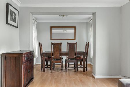 3 bedroom terraced house to rent - Photo 4