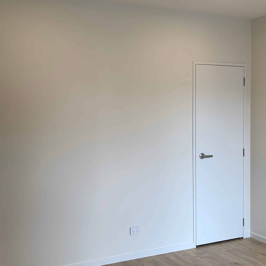 WELCOME TO WATERSIDE LIVING - WAIATA SHORES - Photo 1