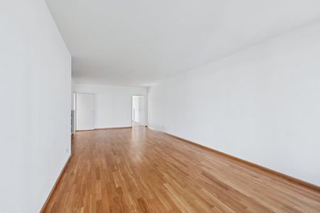 "Your new charming home" - Photo 2