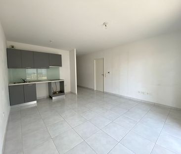 Location Appartement 2 pièces 45m² - Photo 2