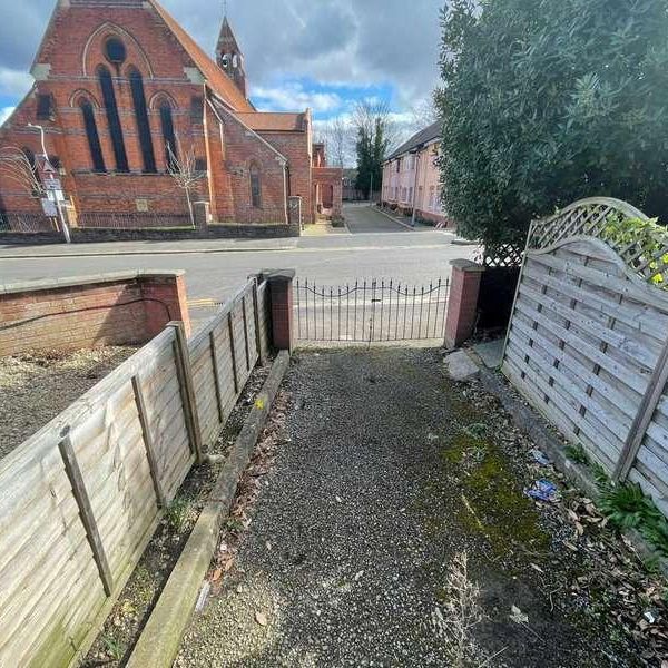 St Georges Rd, Reading, RG30 - Photo 1