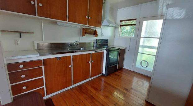 Great Hillcrest 4 Bedroom Home - Photo 1