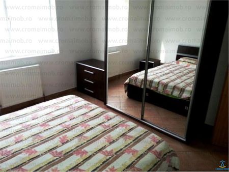 Vila 5 camere de inchiriat Exterior Est Ploiesti - Fotografie 3