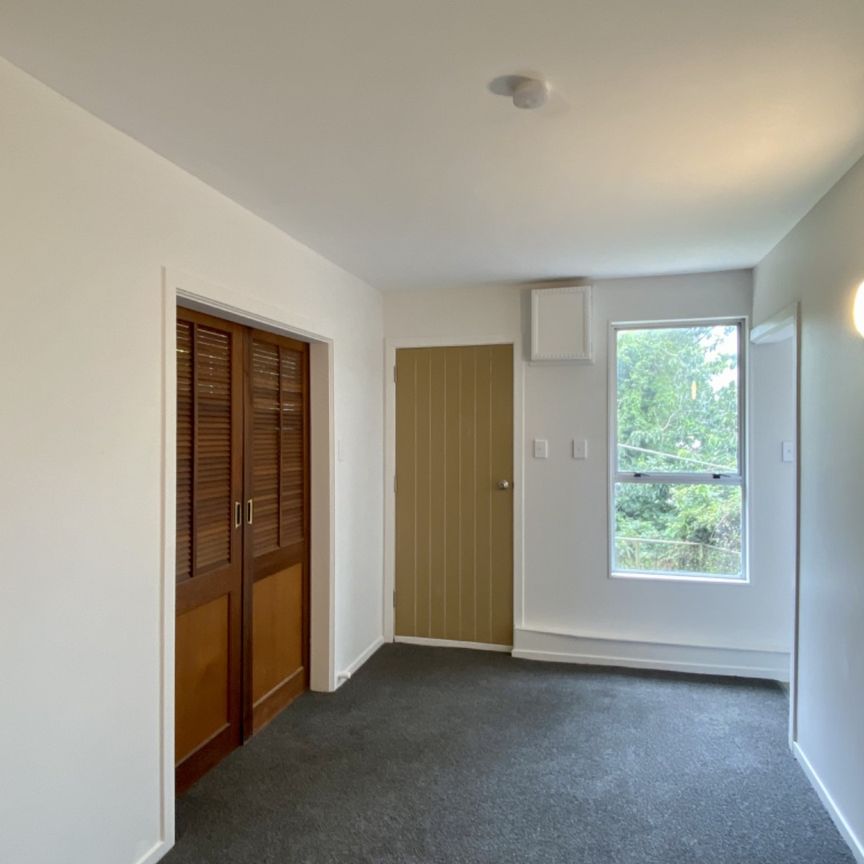 6A Hallewell Crescent, Johnsonville - Photo 1