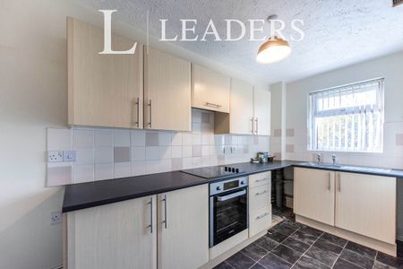 1 bedroom maisonette to rent Warwick Drive, Bury St. Edmunds, IP32 - Photo 3