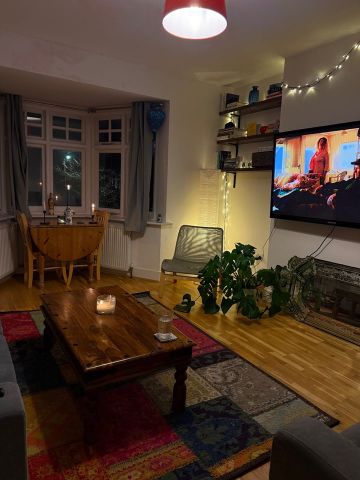 Room in a Shared Flat, Herbert Gardens, NW10 - Photo 2