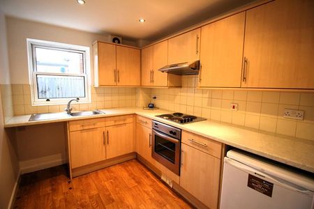 1 bedroom flat to rent - Photo 3