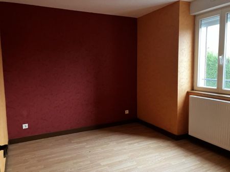 Location Appartement 2 pièces 38m² LE CREUSOT 71200 - Photo 3