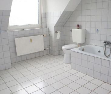 GLÜCKSBURG/OSTSEE, APARTE 3 ZIM. DACHGESCHOSS-KOMFORTWOHNUNG STRAND... - Foto 2