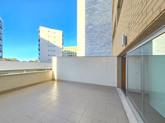 1 bedroom flat with two terraces next to Glicinias! - Photo 1