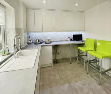 2 bedroom apartment to rent - Photo 5
