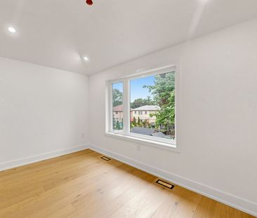 For Lease - 42 Guthrie Avenue, Toronto, Ontario - Photo 6