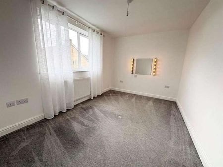 Iron Way, Tondu, Bridgend, CF32 - Photo 5