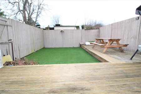 Brighton Road, South Croydon - Photo 5