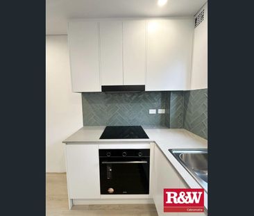 Fully Renovated Unit - Photo 4