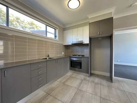 50 Karibi Lane, ROUSE HILL NSW 2155 - Photo 4