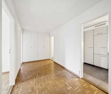 Apartment - Photo 4