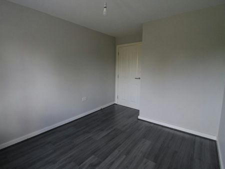 Flat to rent on - Photo 5