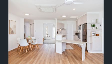 8 Sealink Drive, QLD 4655, Point Vernon - Photo 3