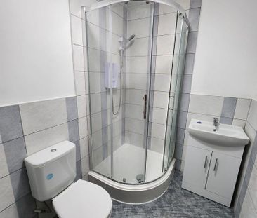 2 bedroom ground floor flat to rent - Photo 6