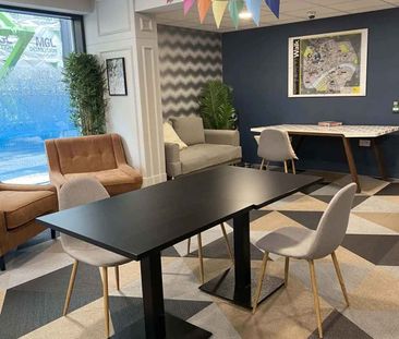 Silver En Suite - Photo 3