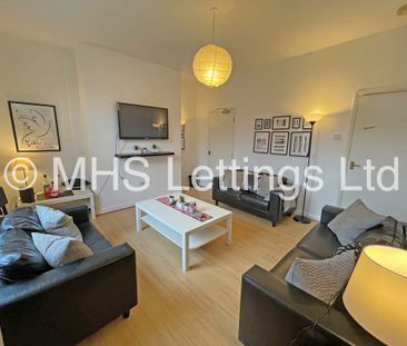 5 Bedroom Mid Terraced House for rent in Ash Road - Photo 1