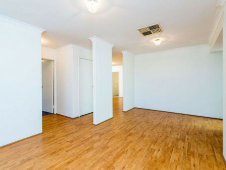 Well Presented House in Great Location - Photo 3