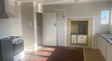 Three Bedroom Rental Sanson - Photo 3