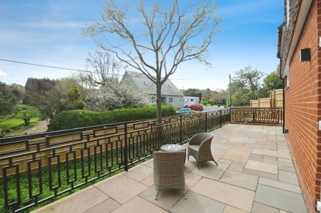 Market Gardens, Hastings, Fairlight - Photo 2
