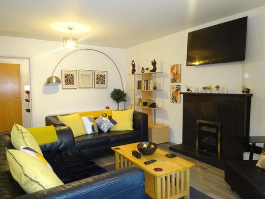 4 Ardmore Court, 2a Ardmore Avenue, Belfast, BT7 3HD - Photo 1