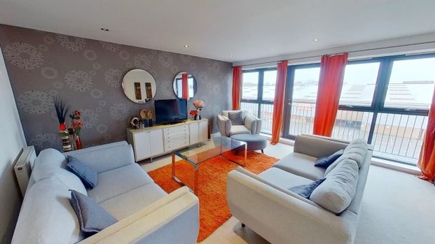 2 Bed Flat, Lochinvar Drive, EH5 - Photo 1