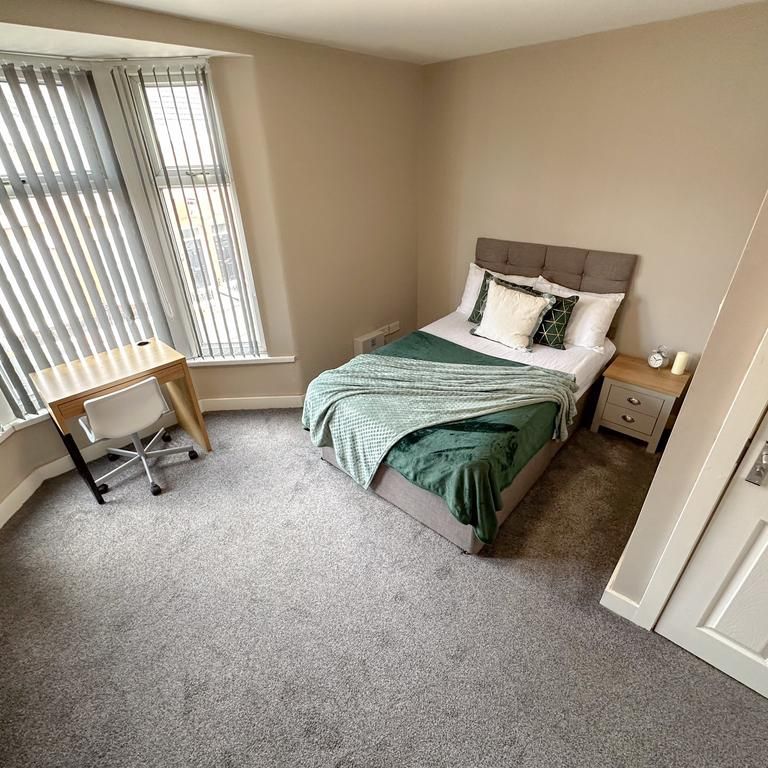 2 bedroom house share to rent - Photo 1
