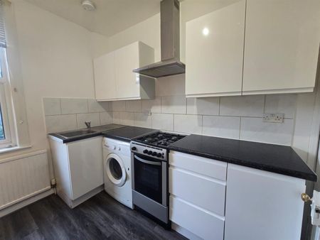 Waltheof Avenue, London N17 - Photo 3