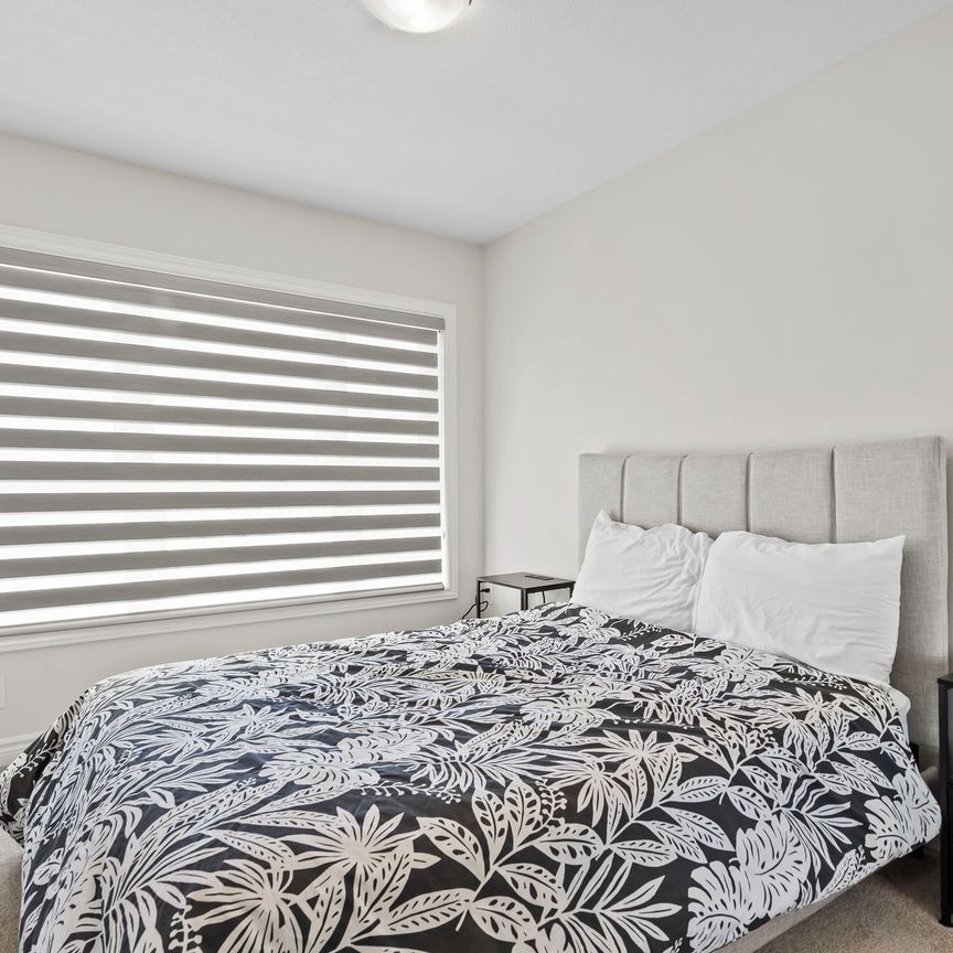 For Lease - 6 Discovery Drive, Thorold, Ontario - Photo 1