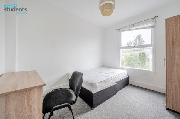 5 bedroom terraced house to rent - Photo 1