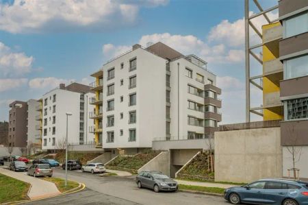 Pronájem bytu 3+kk s balkónem, Hodkovičky, Praha 4 - Фото 2