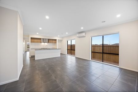 FAMILY HOME IN BONSHAW! - Photo 2