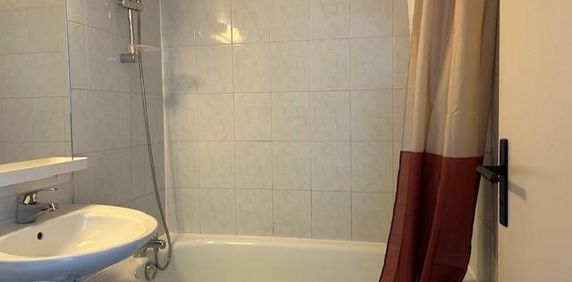 Location Appartement 1 pièce 18m² BORDEAUX 33000 - Photo 2