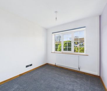 2 bedroom Bungalow To Let - Photo 4