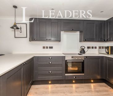 1 bedroom apartment to rent Grovehill Road, Redhill, RH1 - Photo 1