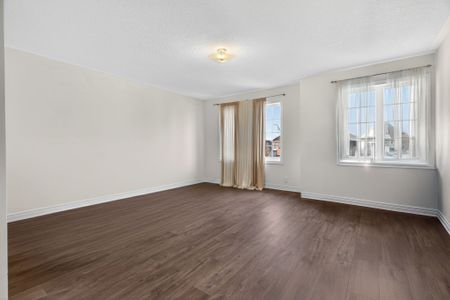 For Lease - 101 Sir Sanford Fleming Way, Vaughan, Ontario - Photo 5