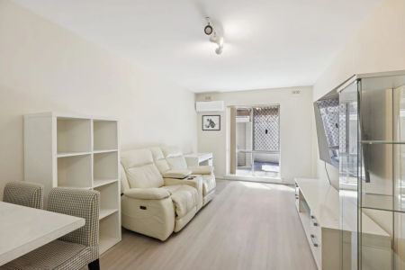 Low Maintenance Living in Como! - Photo 5