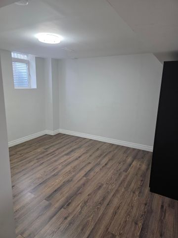 For Lease - 4 Tansley Crescent, Ajax, Ontario - Photo 4